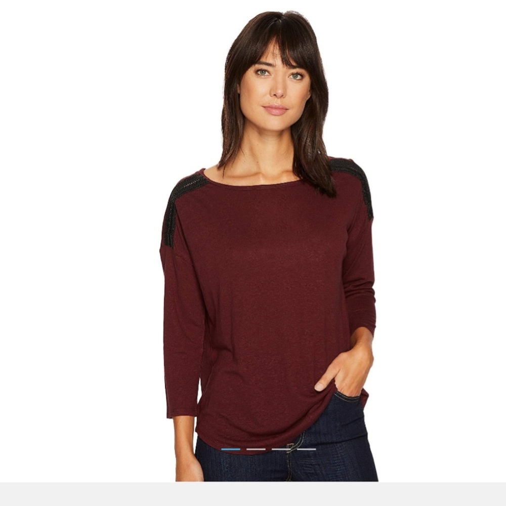 Long sleeve oxblood color